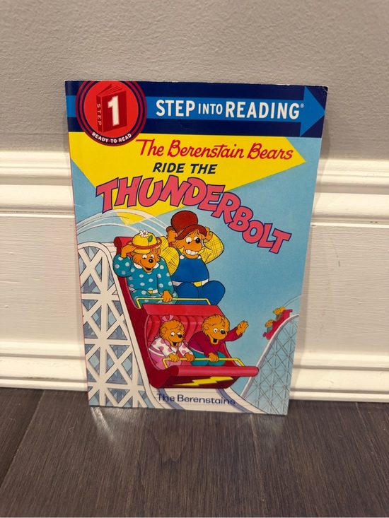 Berenstain Bears Other - NWOT VINTAGE 1998 The Berenstain Bears Ride Thunderbolt Kids Learn to Read Book